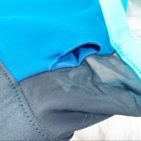 FABLETICS Robyn High Support Sports Bra - Picture 11 of 13